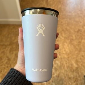 Hydro Flask 16 oz coffee cup